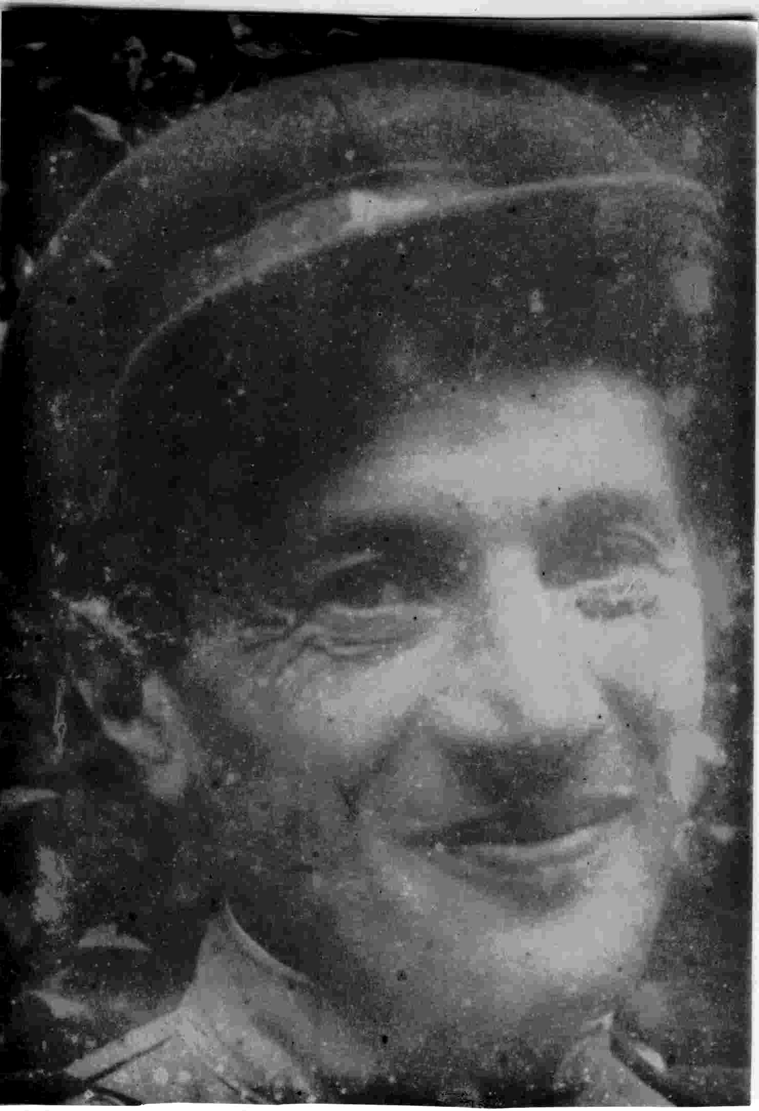Михаил Байтальский, отец Нины Байтальской, писатель, узник Сиона. Фото было сделано во время Второй мировой войны на фронте.